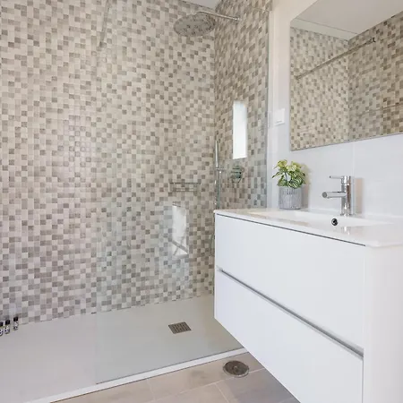 Aqua Villa, With Jacuzzi And Private Pool Casa de Férias Santa Barbara (Lisbon)